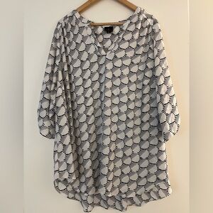 Chic Black and White Patterned Blouse